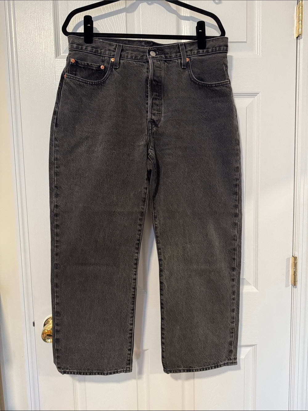 Women’s Levi’s 90s 501 Ankle Black Washed Straight-Leg Jeans Size 32x27
